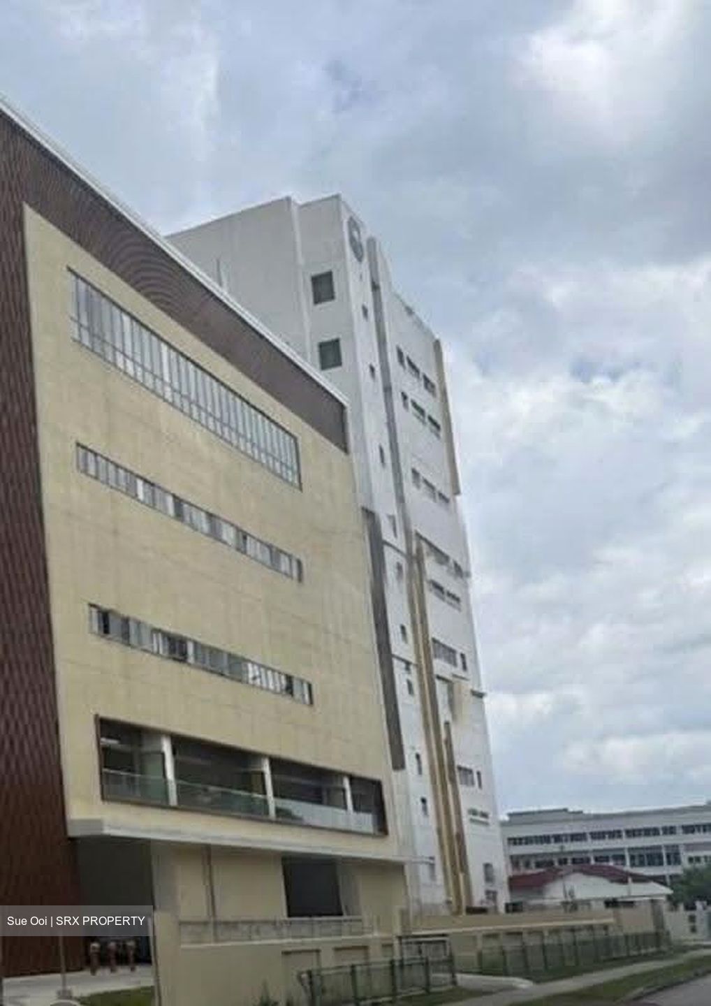 Senoko Way (D27), Factory #637313271